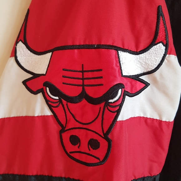 CHICAGO BULLS VINTAGE 90s LOGO ATHLETIC LIGHT JACKET - Picture 5 of 8